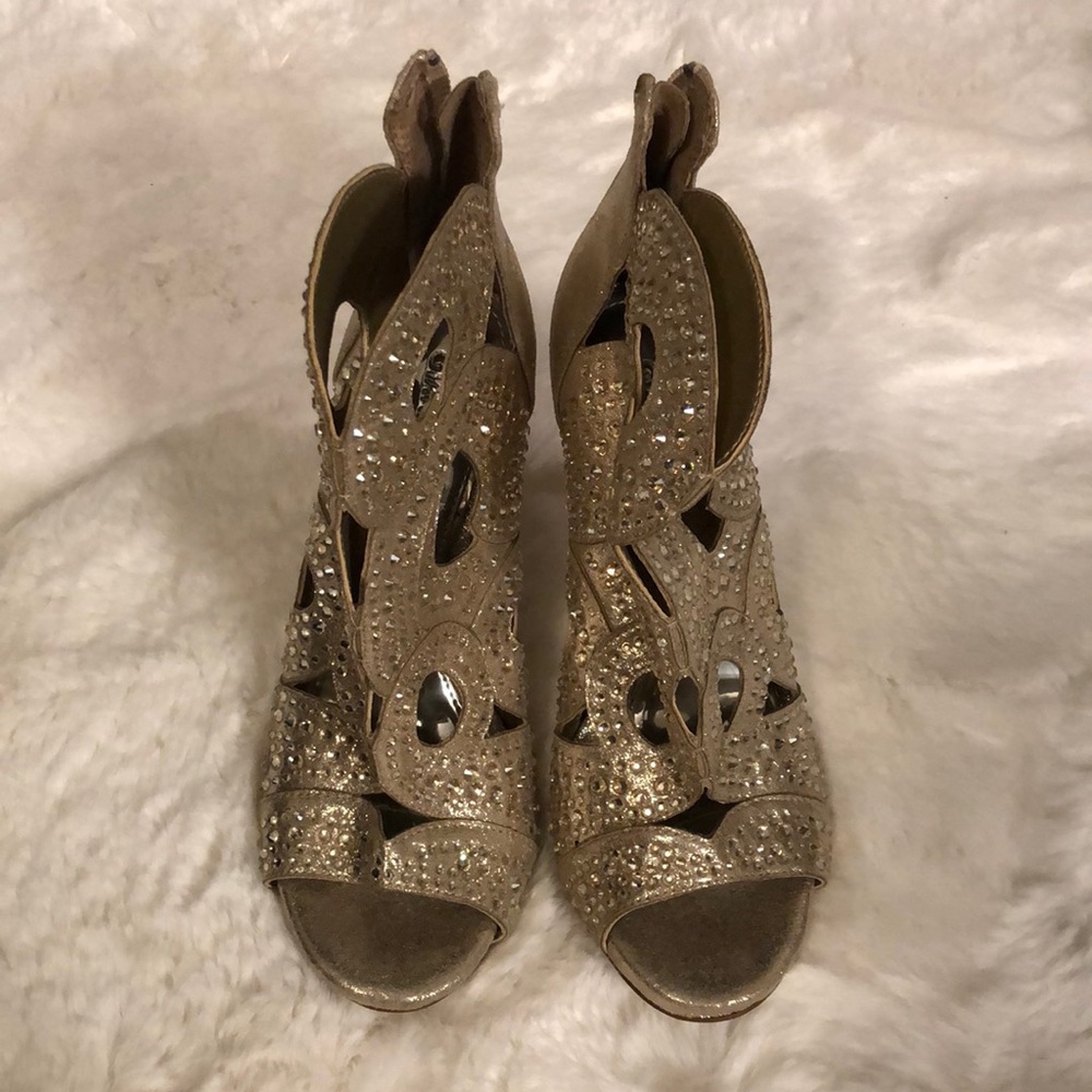 Gianni Bini swarovski gold high heels size 6
